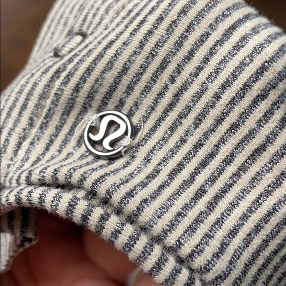 ✨RARE✨ Cashew Tonka Stripe Vinyasa Lululemon - Picture 1 of 8